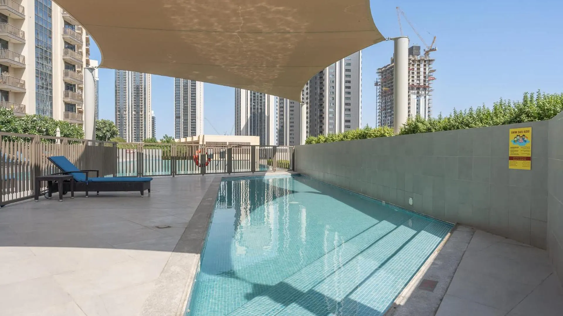 Modern 1-Bedroom Escape - Comfort Meets Style Dubai 0*,